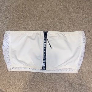 LF black and white zip up crop top size small